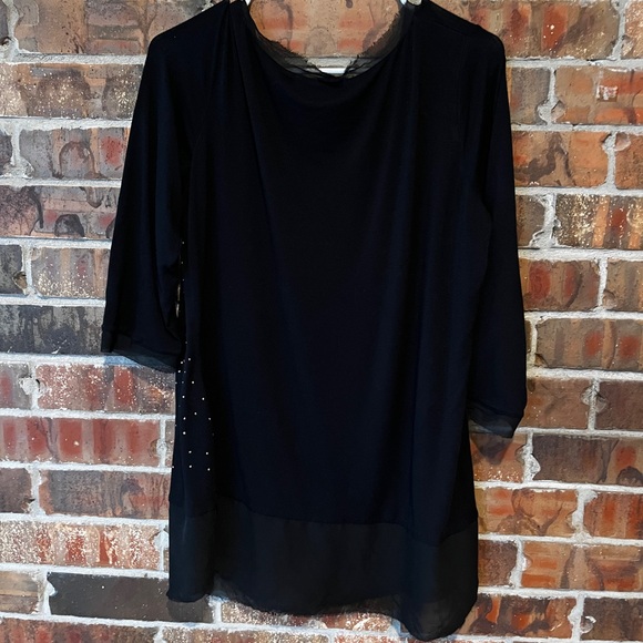 Belldini Women’s Black With Gold Studs Long Sleeve Top Size:Large lightweight - Picture 3 of 6